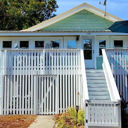 1201 Lovell Avenue By Tybee Beach Vacation Rentals Tybee Island Ngoại thất bức ảnh